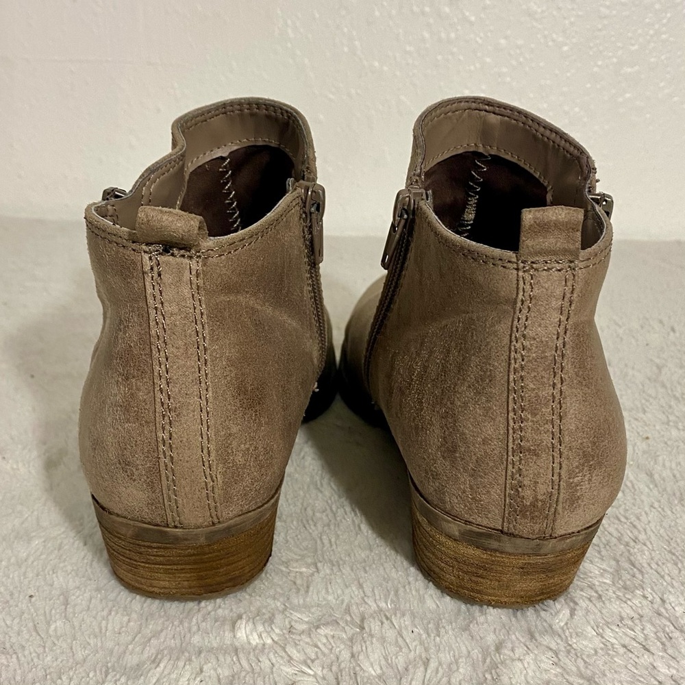 Carlos by Carlos Santana Brie Doe/Taupe Booties Women’s Size 8.5M Vegan Side Zip - Picture 5 of 11